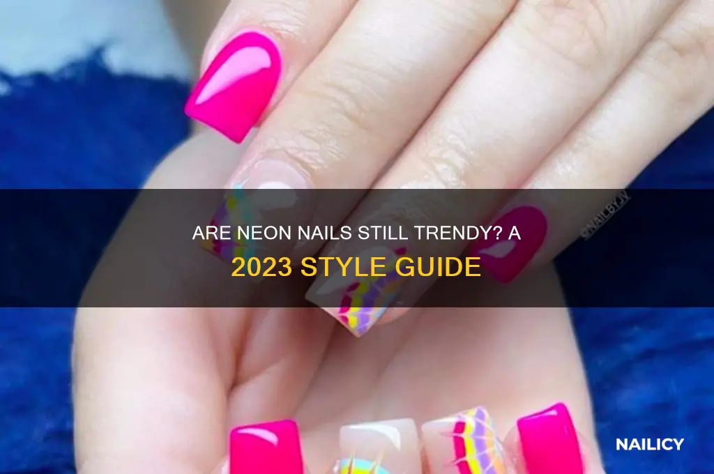 are neon nails in style