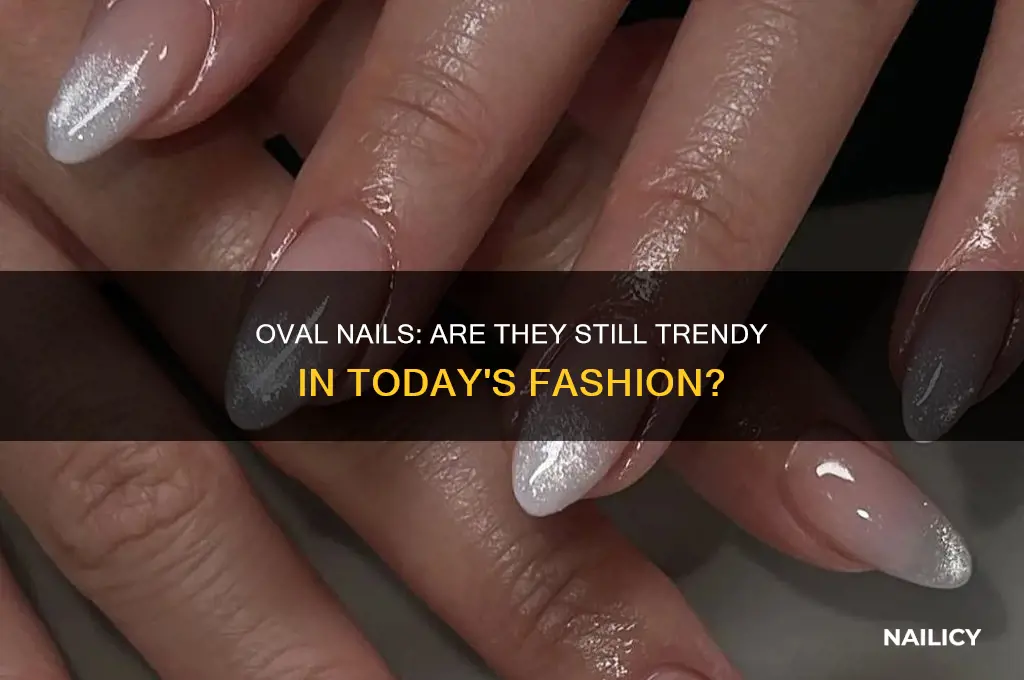 are oval nails in style