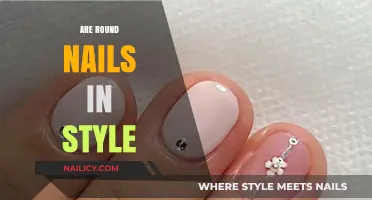 Round Nails in Style: Trendy or Timeless? Expert Insights