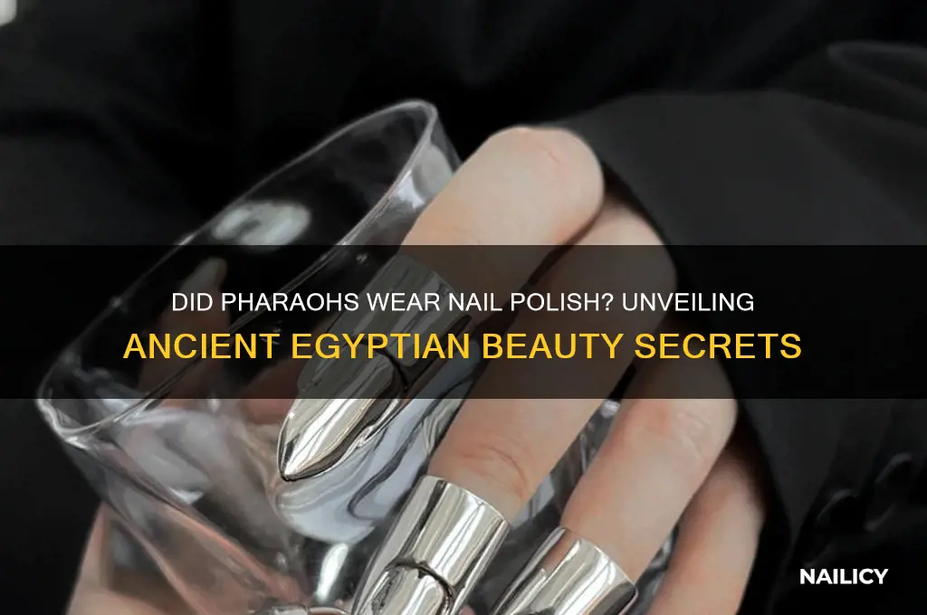 did pharaohs wear nail polish