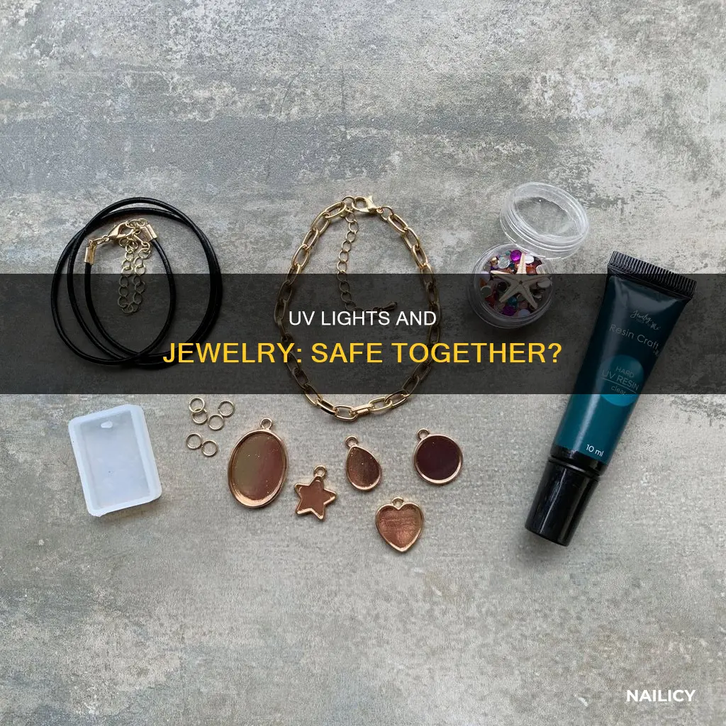 do gel nail lights hurt jewelry