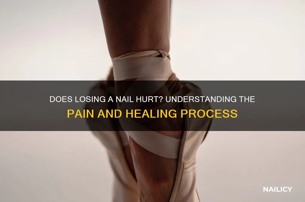 does having a nail fall of hurt
