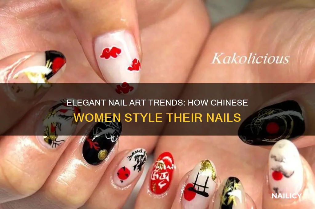 how do chinese women wear their nails