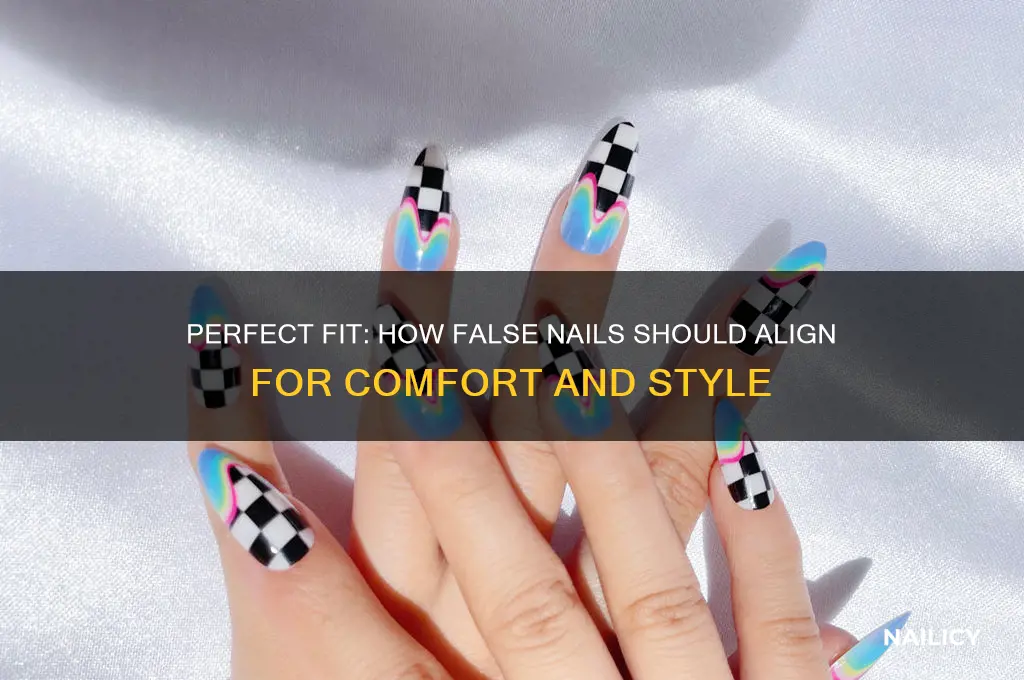 how false nails should fit