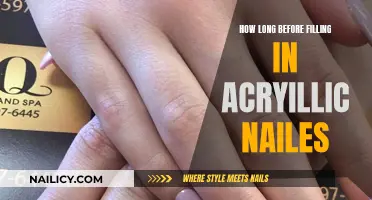 Acrylic Nails: The Right Time to Fill Them
