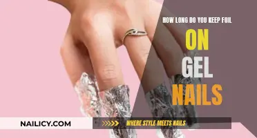 Gel Nails: Foil Removal Timing and Techniques