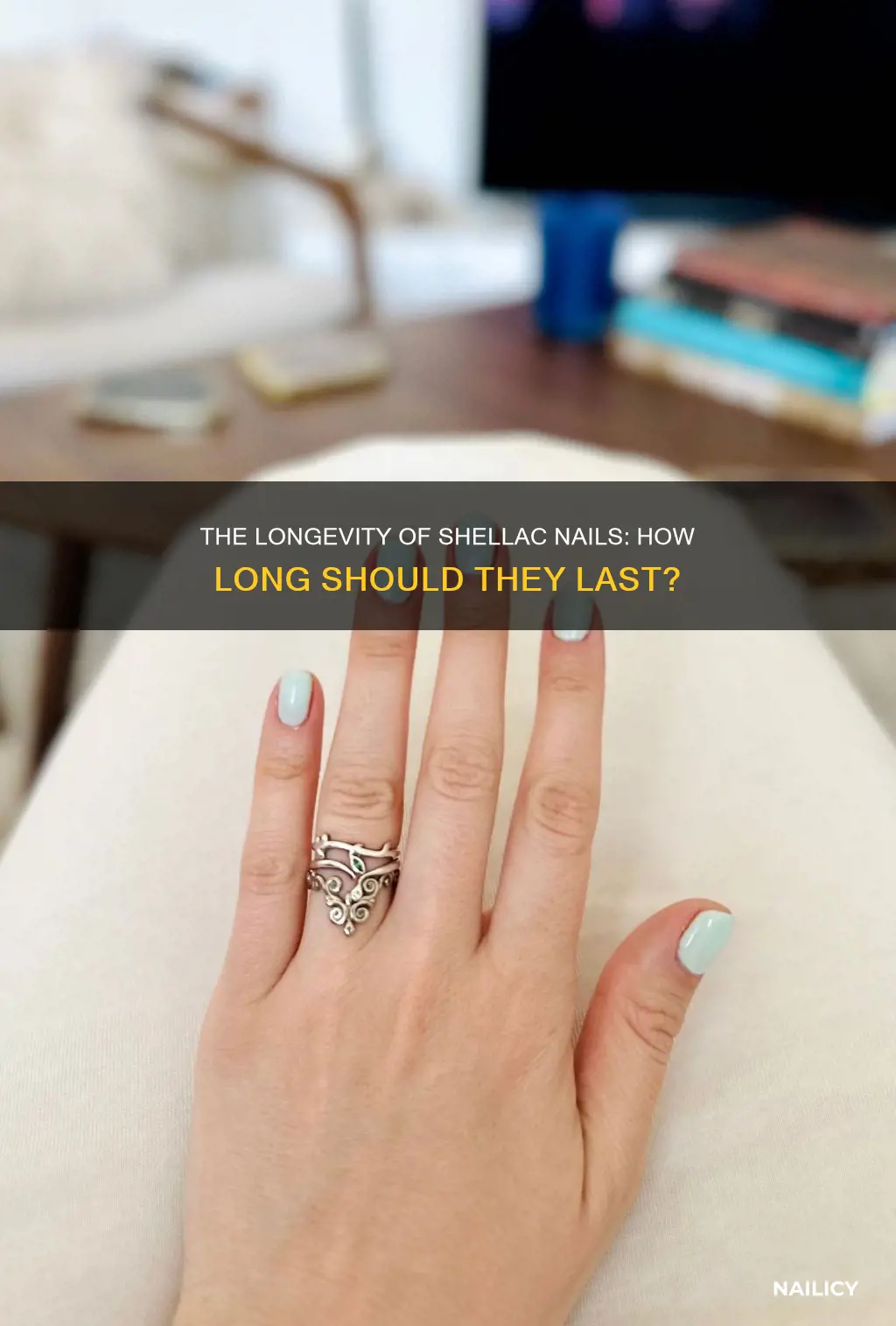 how long shold chellac nail last