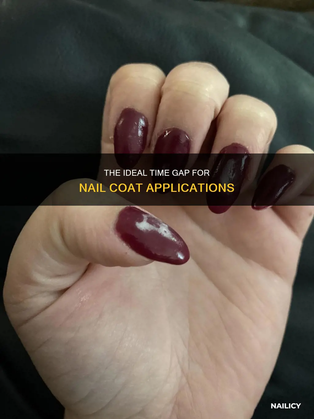 how long should you wait between coaqts of nail