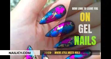 Gel Nails: Foil Removal Timing Explained