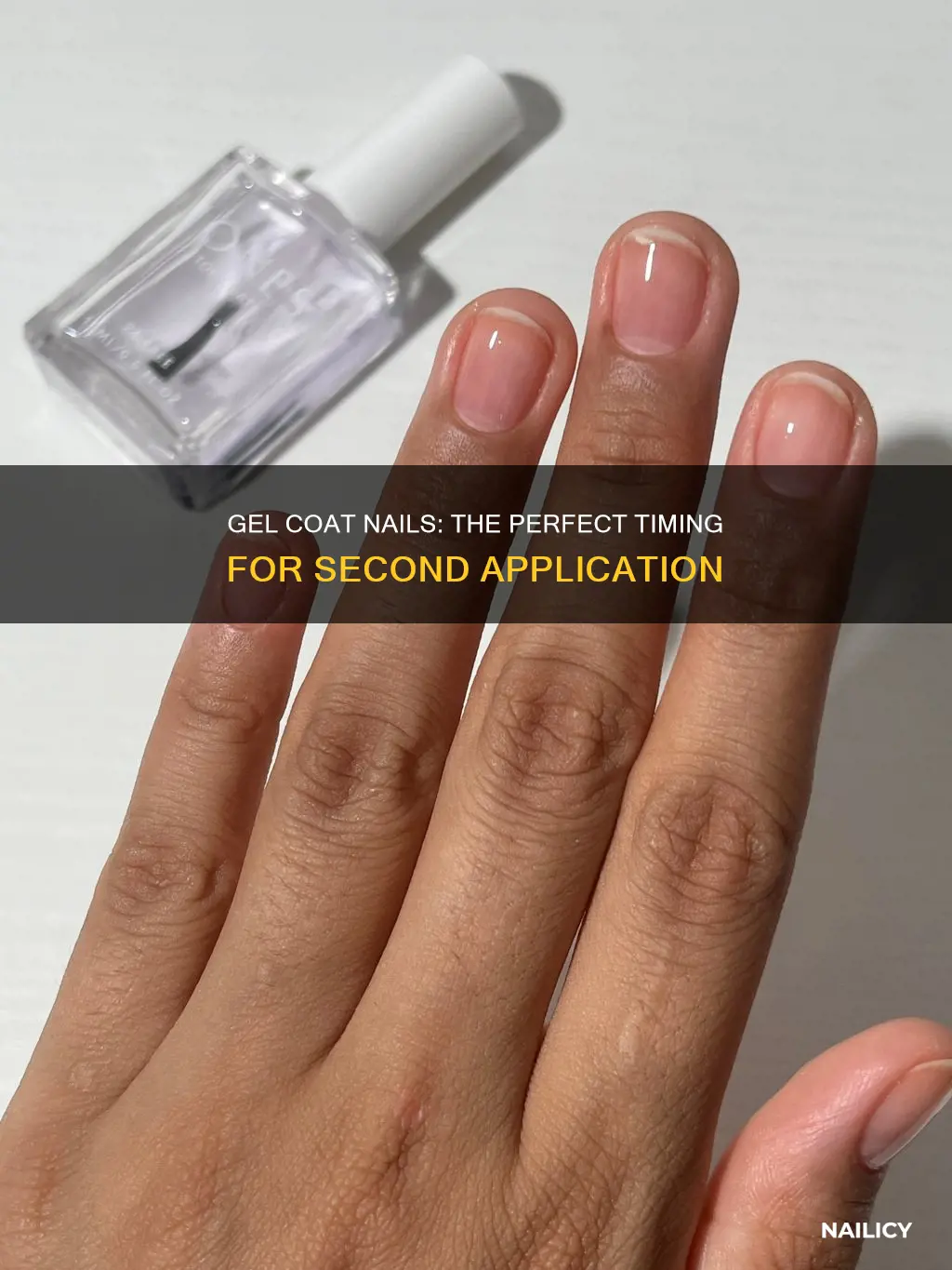 how long to wait to apply second gel coat nails