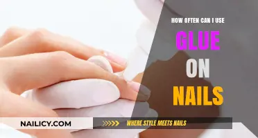 Nail Glue Usage: A Comprehensive Guide for Beauty Enthusiasts
