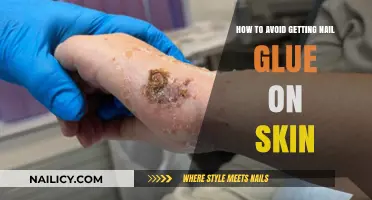 Easy Tips to Keep Your Skin Safe While Using Nail Glue