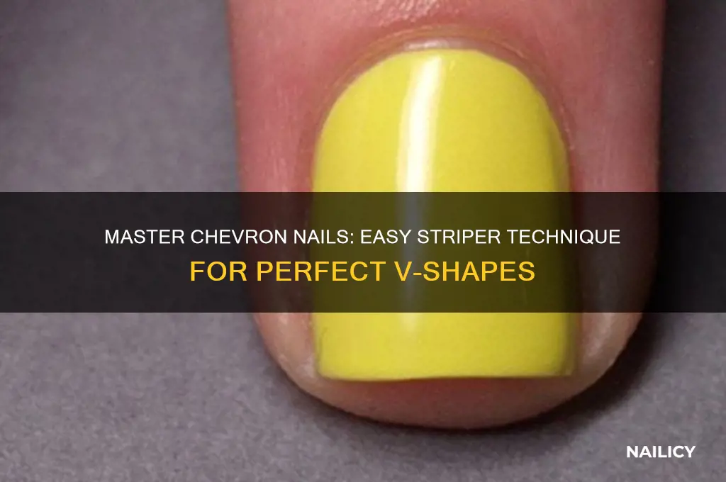 how to do chevron nails with striper