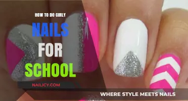 Easy Girly Nail Designs for School: Quick & Cute Ideas