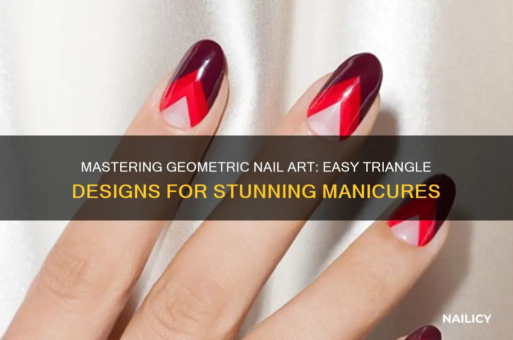 how to do triangle design on nails
