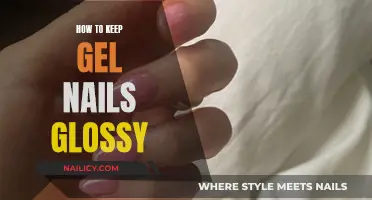Gel Nails: Maintaining Gloss with Expert Tips