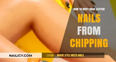 Prevent Glitter Nail Chips: Long-Lasting Loose Glitter Manicure Tips