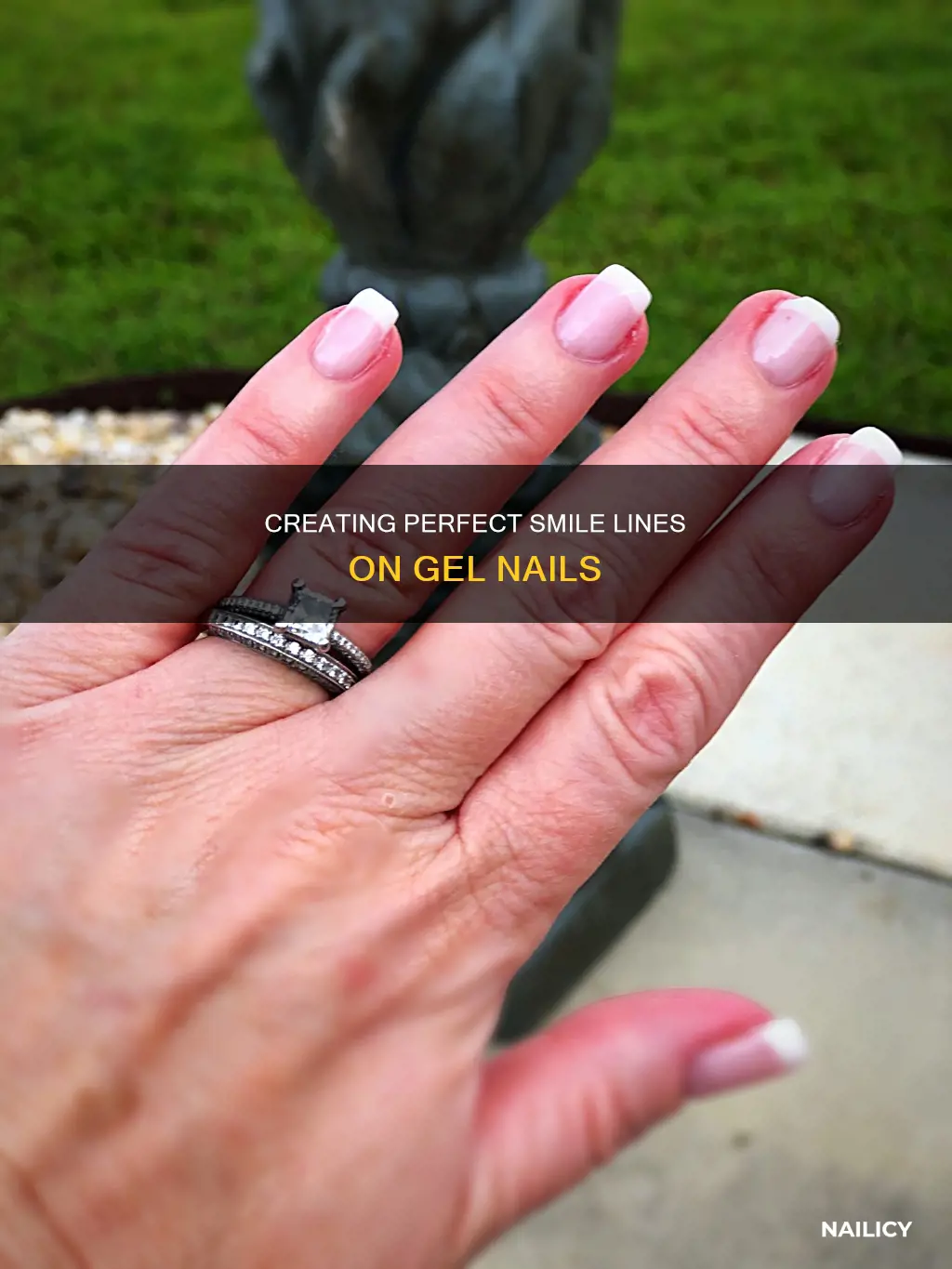 how to make a perfect smile line on gel nails