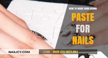 Get Dark Henna Nails with This Simple Paste