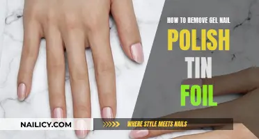 Gel Nail Polish: Foil Removal Technique and Guide