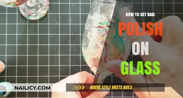 Mastering the Art of Setting Nail Polish on Glass Surfaces