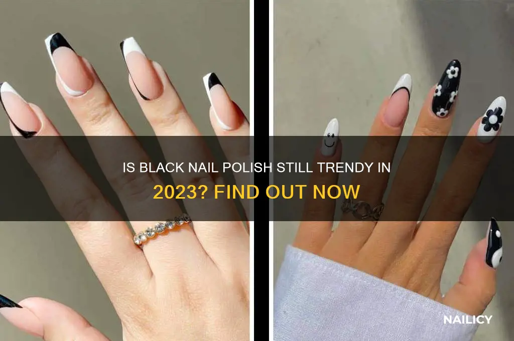 is black nail polish still in style