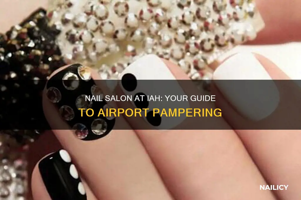 is there a nail salon at iah