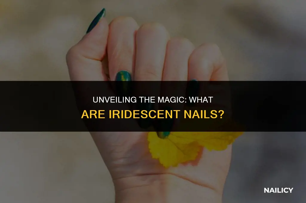 what are iridescent nails