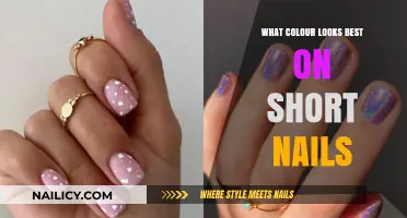 Perfect Polish: Best Colors to Enhance Short Nails Stylishly