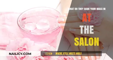 Salon Nail Soaks Explained: What’s in the Bowl and Why It Matters