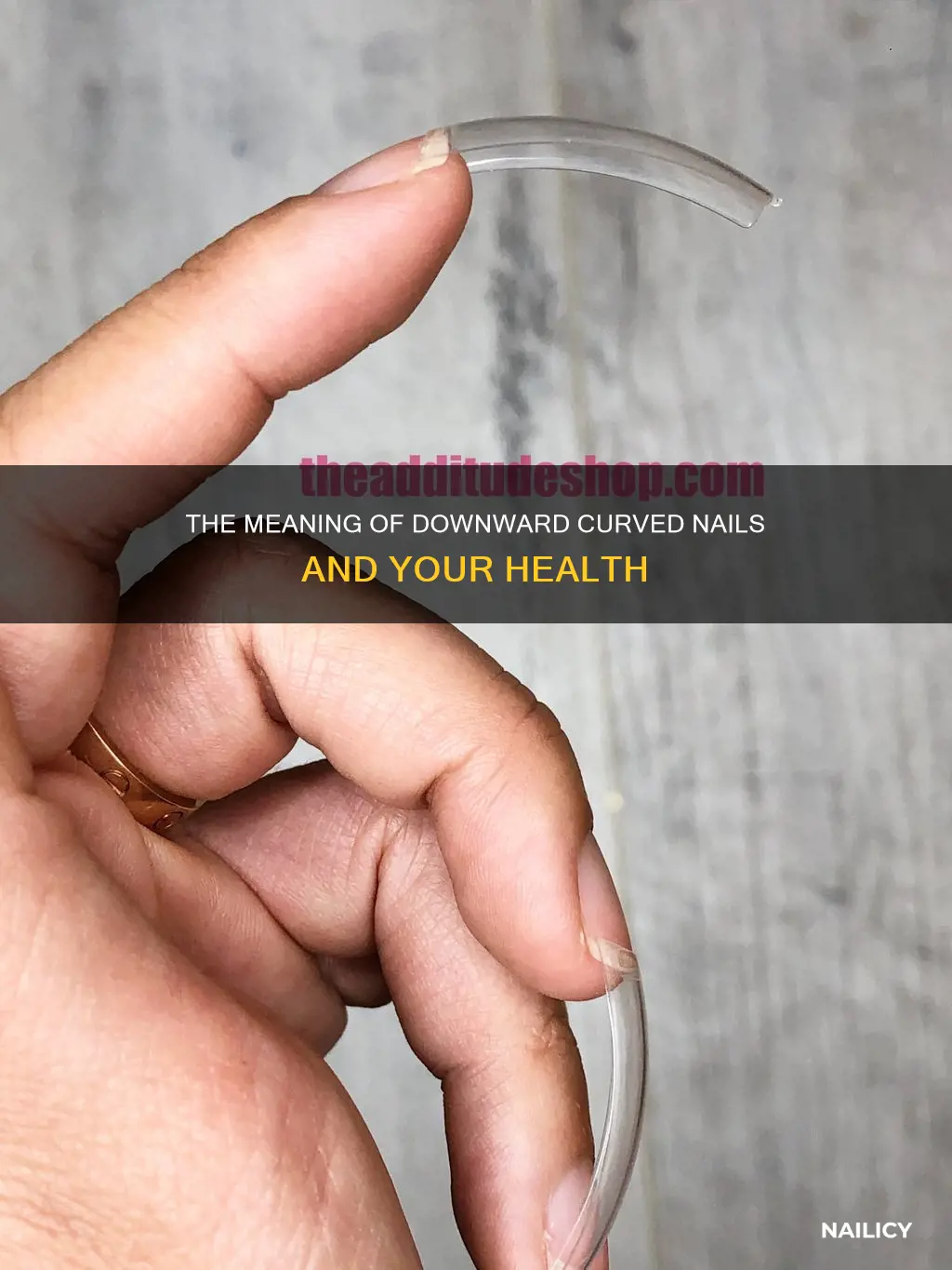 what does downward curved nails mean