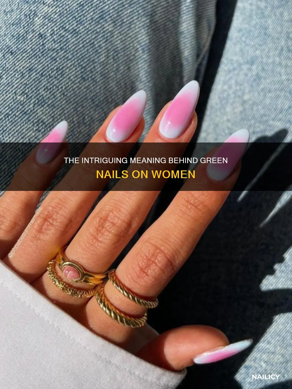 what does green nails mean on a girl