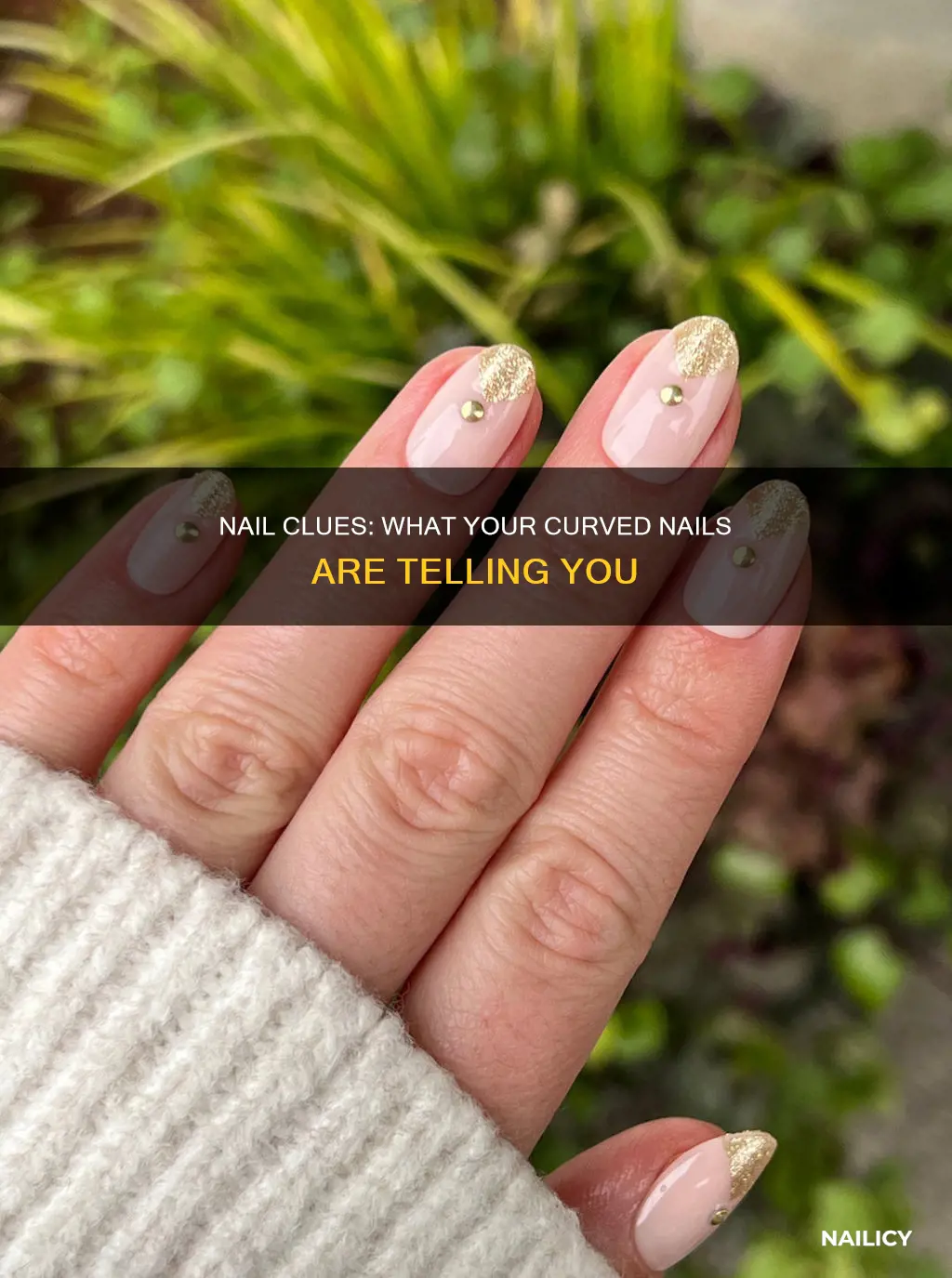 what does it mean when your nails turn up