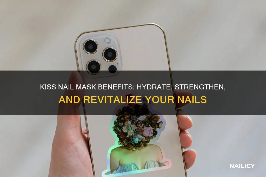 what does the kiss nail mask do