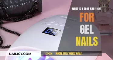 Choosing the Right Nail Light for Gel Nails