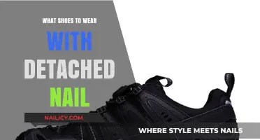 Comfortable Shoe Options for Detached Nail: A Healing Footwear Guide