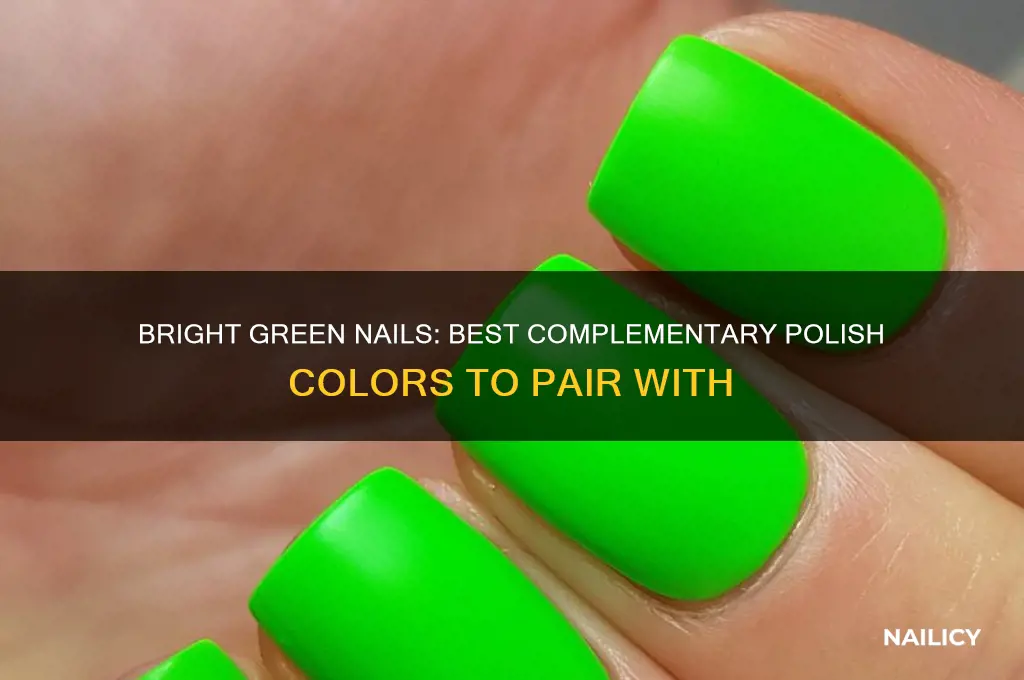 what to nail color make bright green