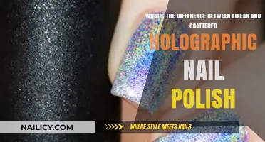 Linear vs. Scattered Holographic Nail Polish: Understanding the Key Differences