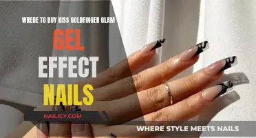 Get Goldfinger Glam Gel Nails for a Kissable Manicure