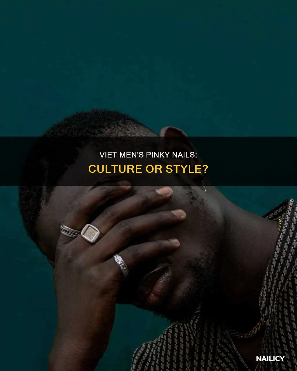 why do vietnam men have long nail on pinky finger