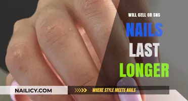 Gel vs SNS Nails: Which Manicure Lasts Longer?